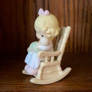Precious Moments Vintage Porcelain Figure  ‘love never leaves a mother’s arms’